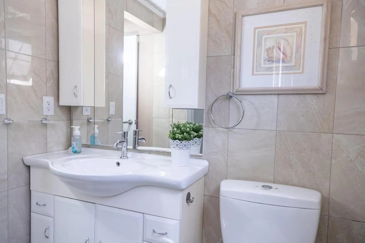 Spectacular Apartment In Tierra Del Sol Golf Course Palm Beach 0*,  Aruba