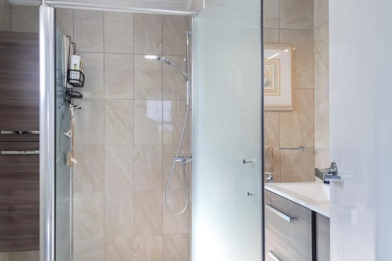 Spectacular Apartment In Tierra Del Sol Golf Course Palm Beach