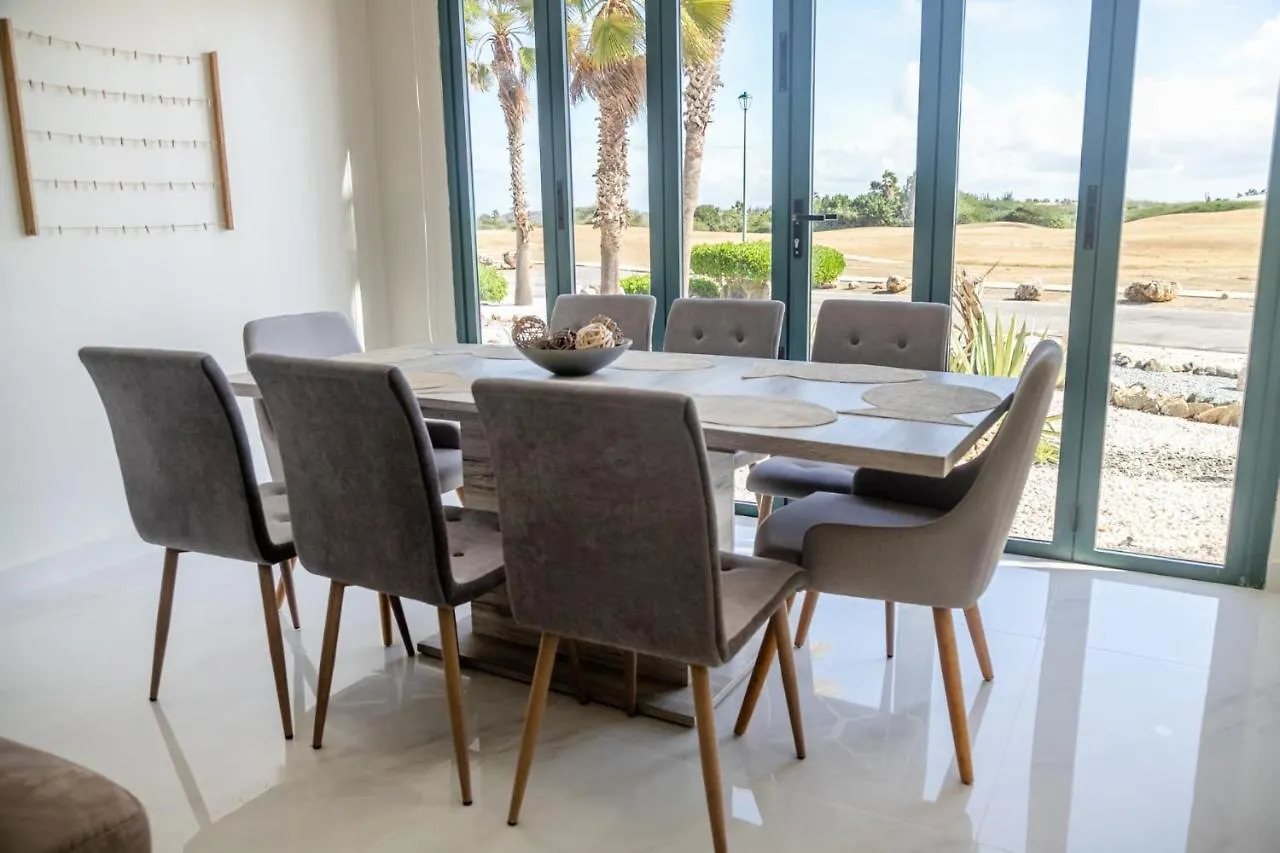 Spectacular Apartment In Tierra Del Sol Golf Course Palm Beach